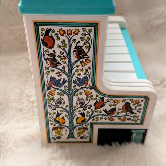 Vintage Fisher-Price Change-A-Tune Piano 3 Tunes Collectible - Picture 4 of 5